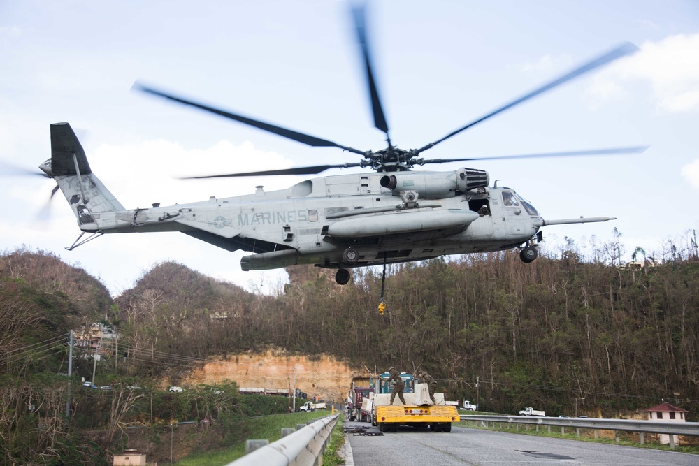 26th MEU provide helicopter support during Hurricane Maria relief efforts in Puerto Rico