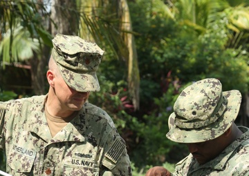Navy Medical Professionals Share Vector Control Practices in Guatemala during SPS 17