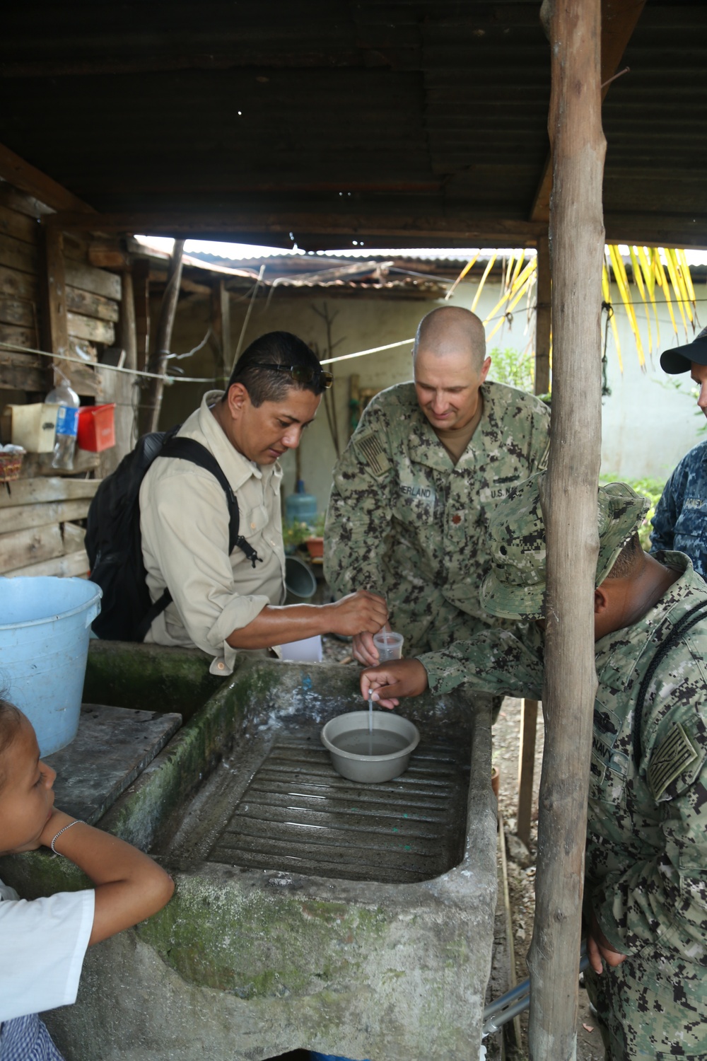 Navy Medical Professionals Share Vector Control Practices in Guatemala during SPS 17