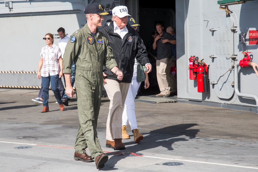 26th MEU, USS Kearsarge welcome aboard President Trump, First Lady