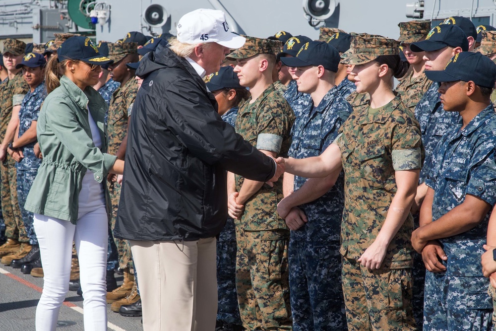 26th MEU, USS Kearsarge welcome aboard President Trump, First Lady