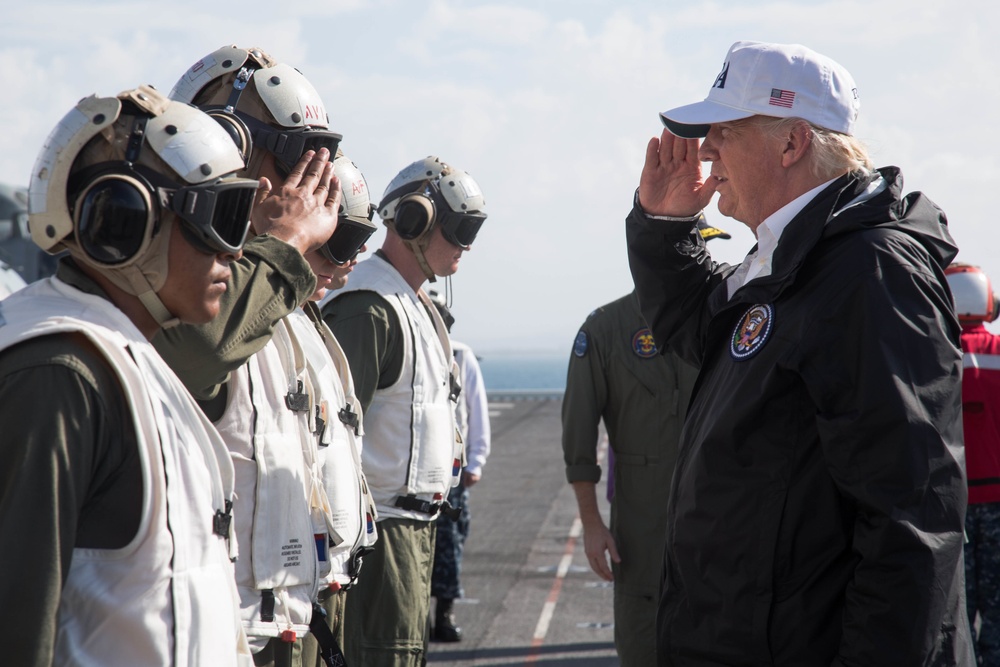 26th MEU, USS Kearsarge welcome aboard President Trump, First Lady