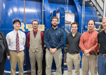 Deputy commanding general visits laboratory