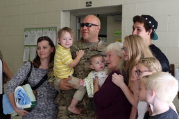 Community and Wisconsin National Guard leadership say goodbye to deploying aviation unit