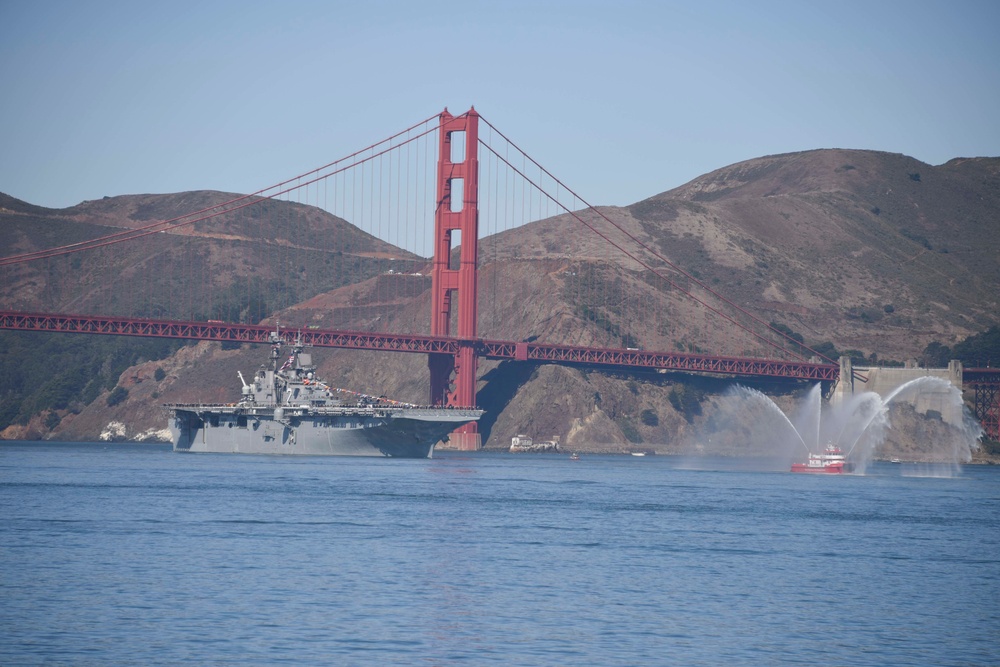 Fleet Week San Francisco Parade of Ships