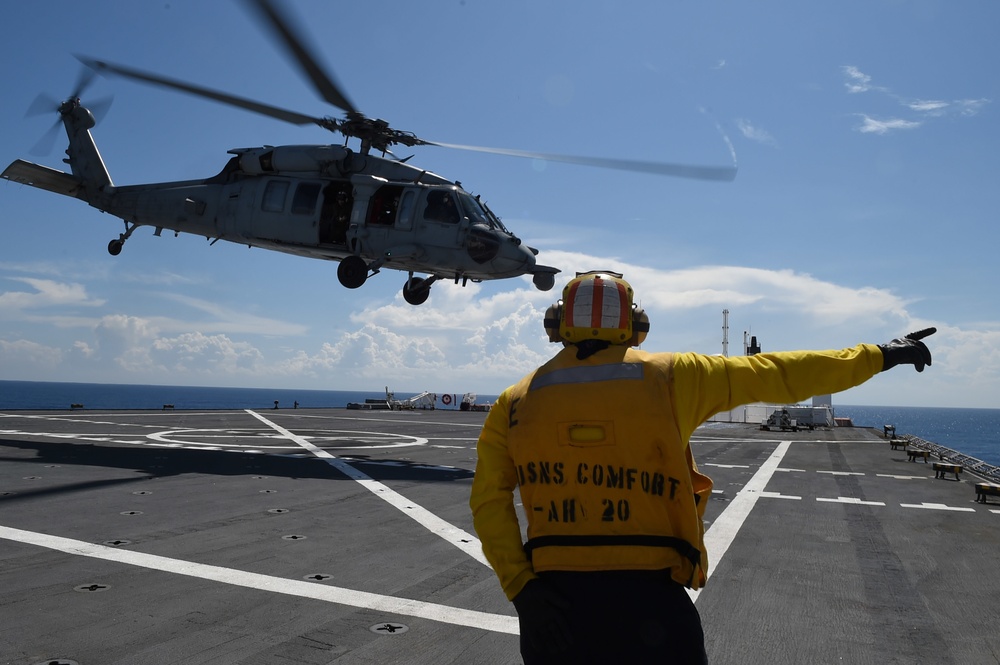 DVIDS - Images - USNS Comfort (T-AH 20) [Image 4 of 9]