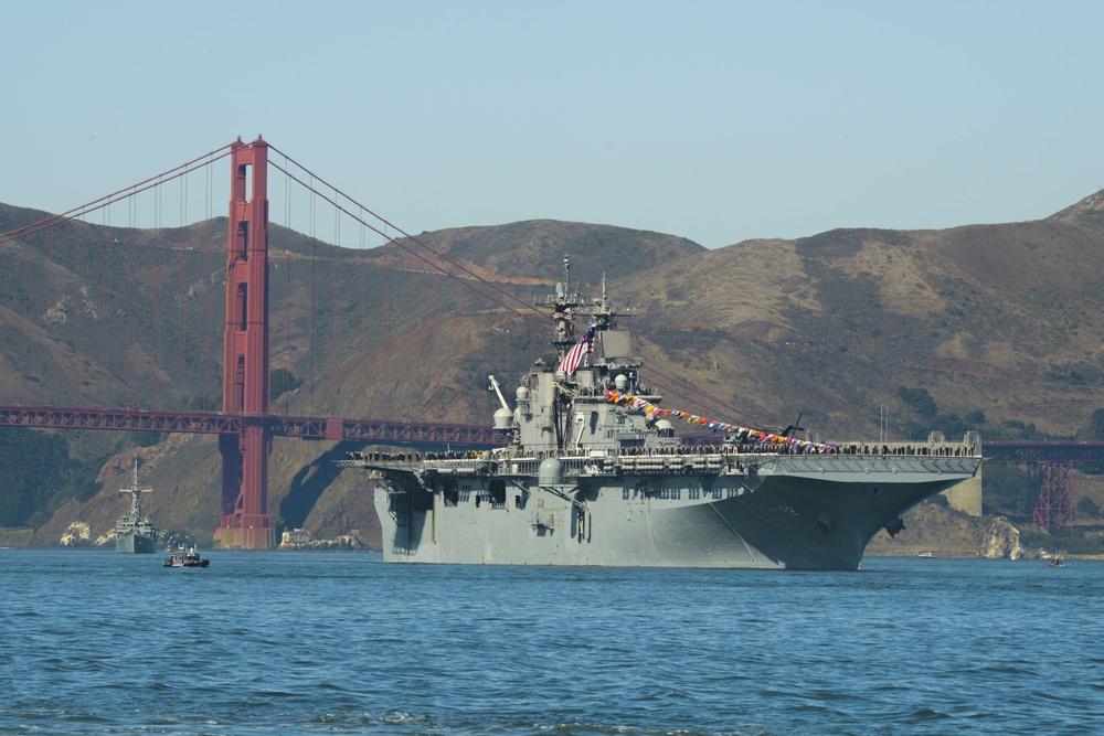 Fleet Week San Francisco Parade of Ships