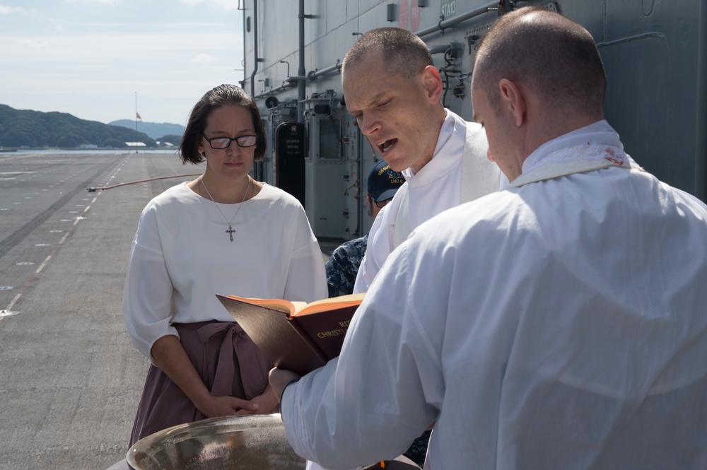 Baptism aboard USS Bonhomme Richard (LHD 6)