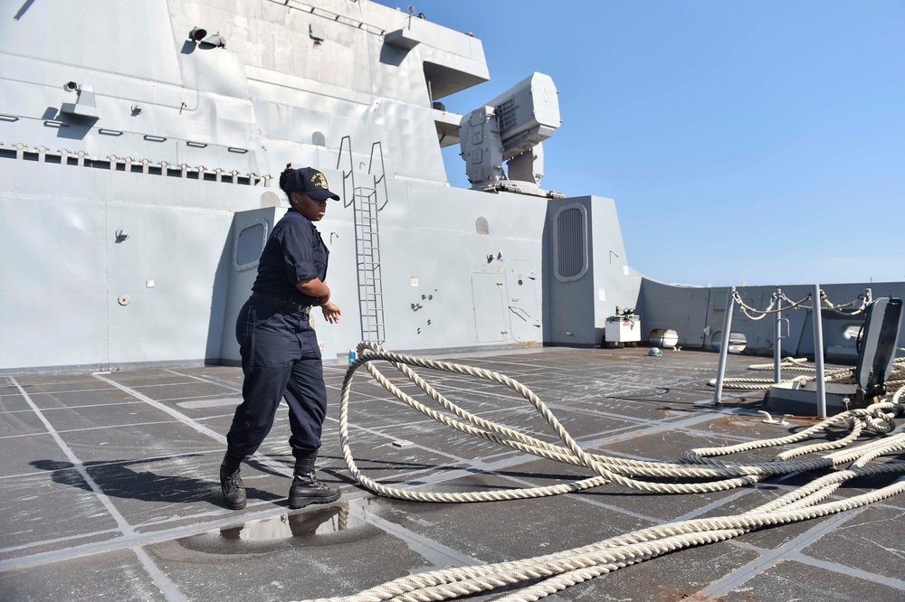 USS New York  Prepares to Assist FEMA  in the Gulf Coast