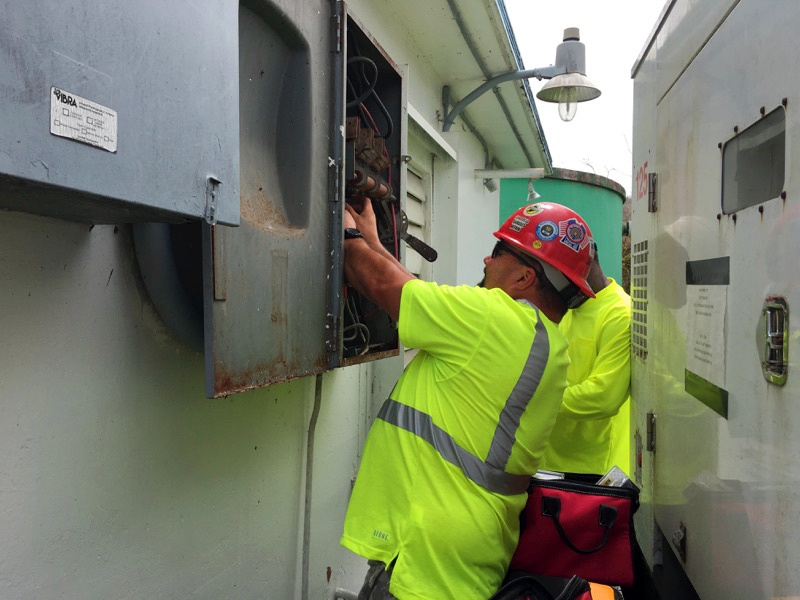 Corps provides temporary power to bring clean water to Virgin Island Residents