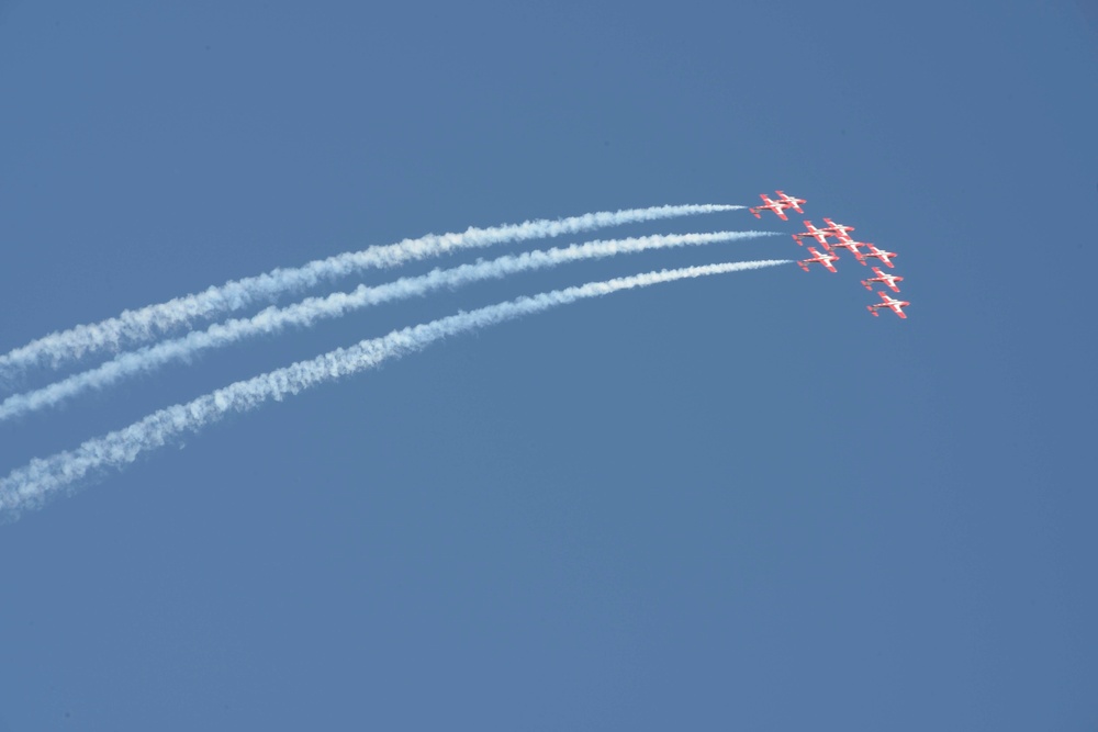 DVIDS Images San Francisco Fleet Week Air Show [Image 3 of 5]