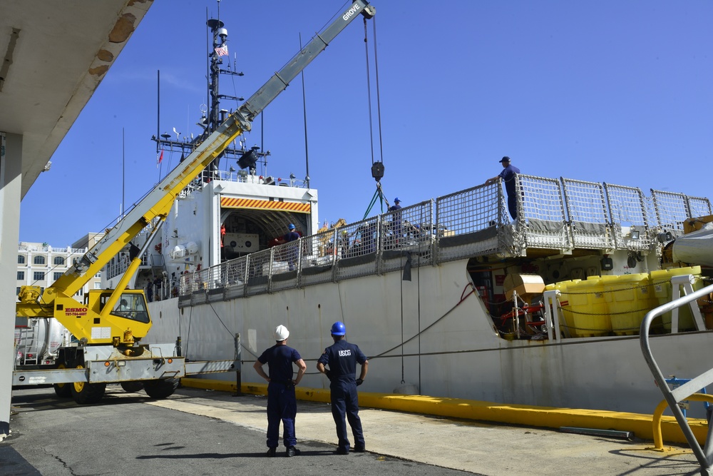 Coast Guard Cutter Bear delivers supplies to San Juan, Puerto Rico