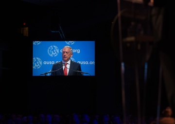 SD gives keynote address to kick off AUSA 2017