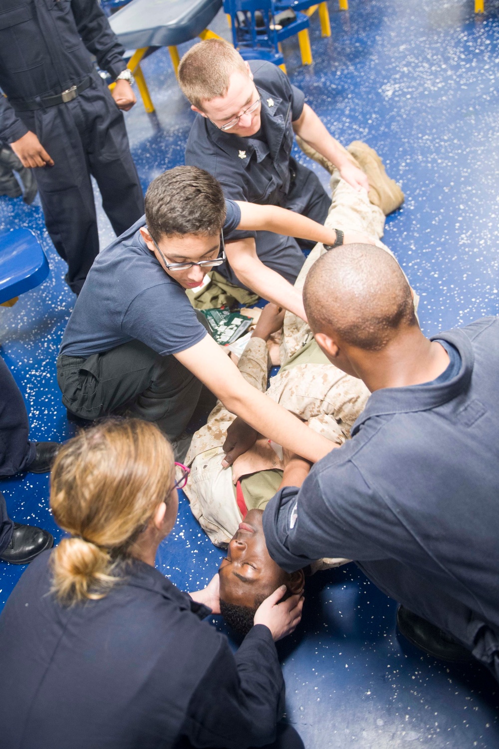 Pearl Harbor medical training team provides “man down” training to crew members