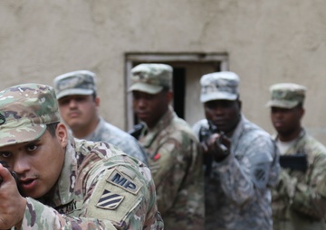 Security Platoon Trains for Tactical Environment