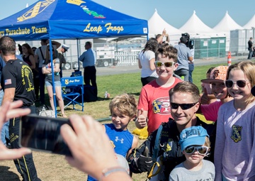 Leap Frogs Perform at San Francisco Fleet Week Air Show