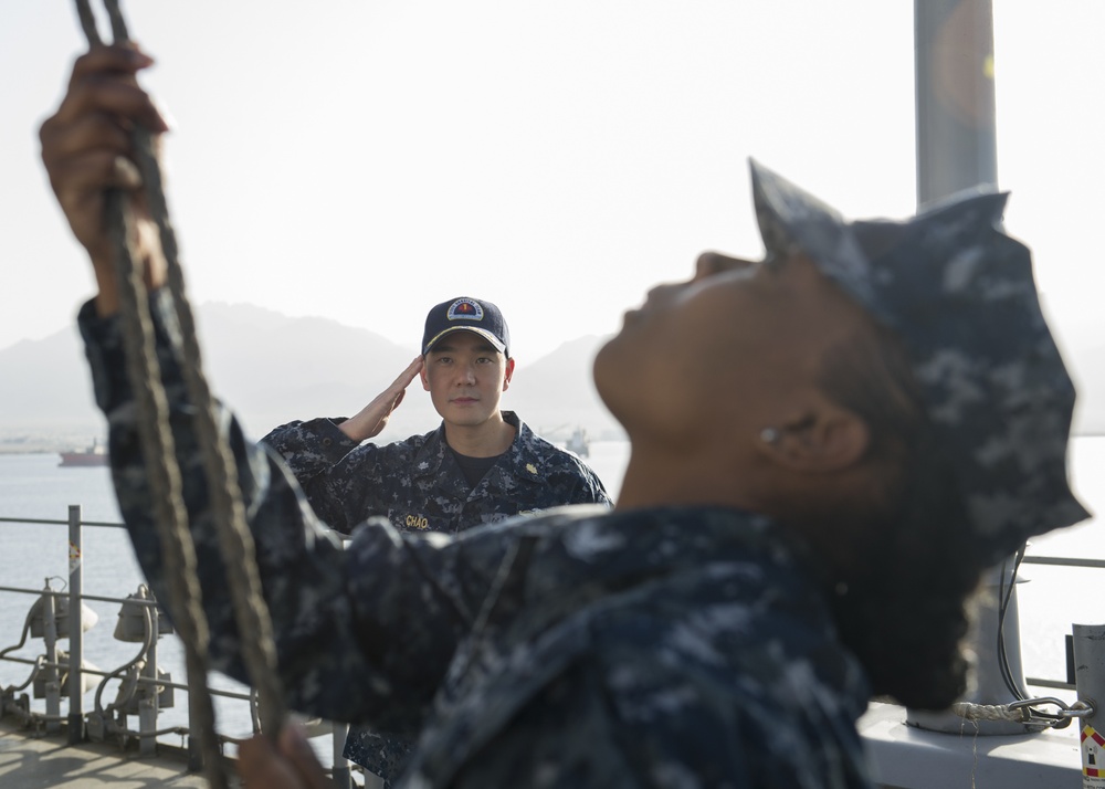 America ARG conducts routine operations in 5th Fleet