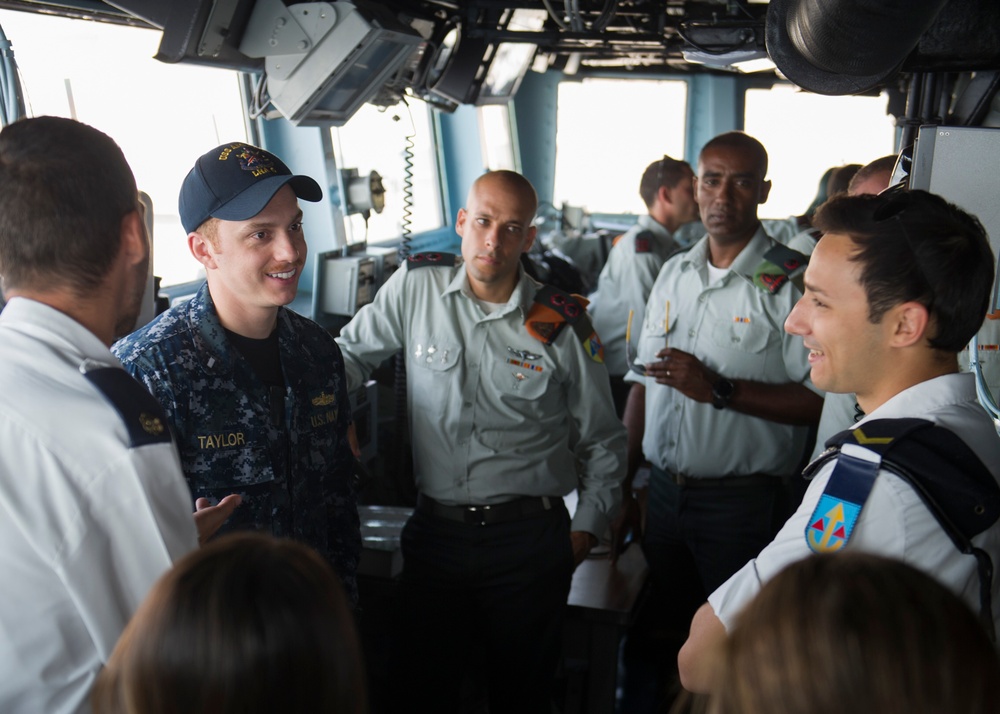 America gives ship tour