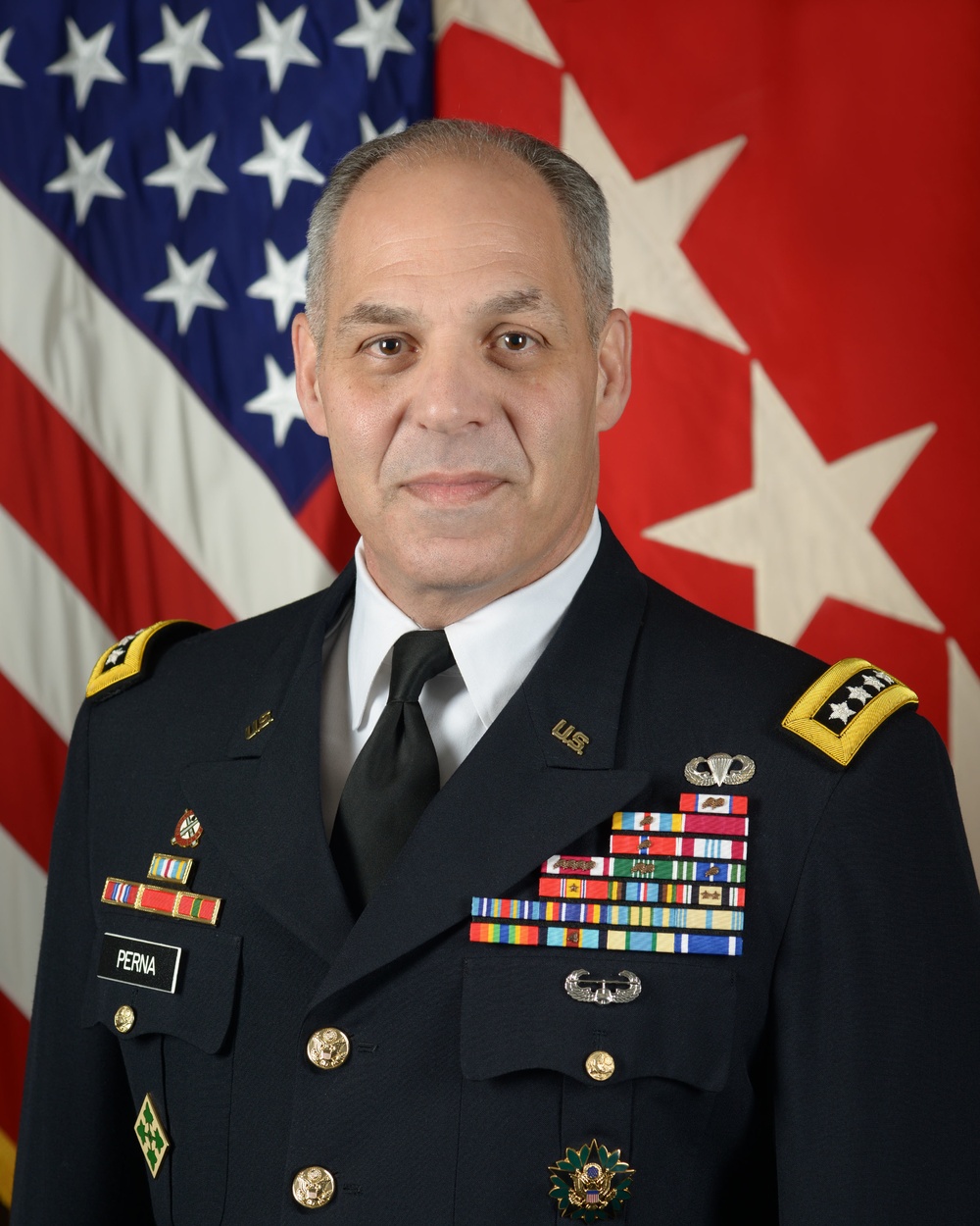 Perna provides cadets guidance during ROTC luncheon