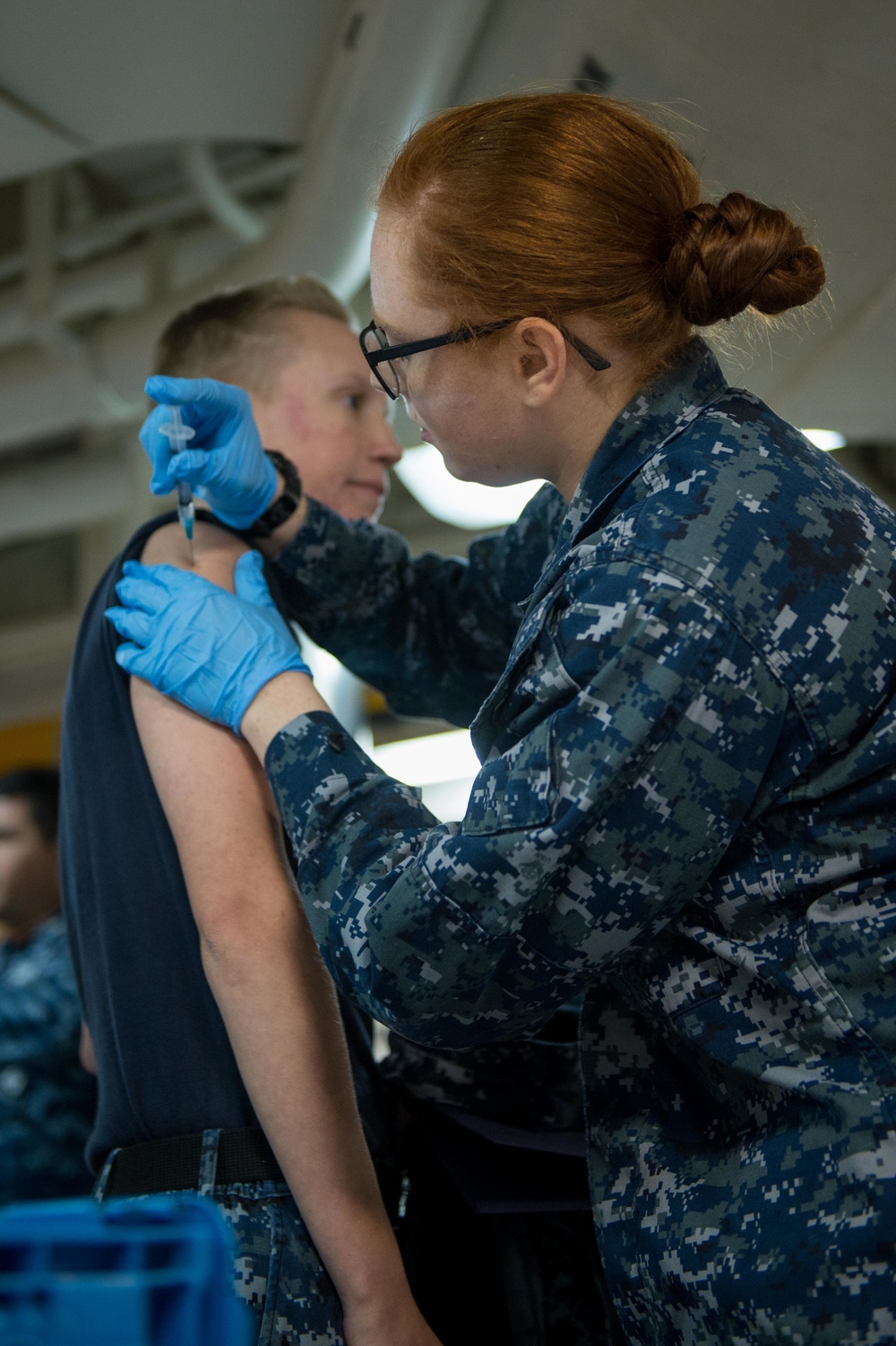 Stennis Conducts Flu Vaccinations
