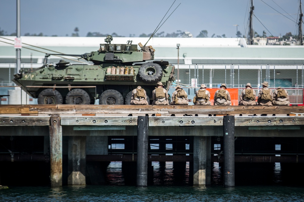 Marines stage and prepare for San Diego Fleet Week 2017