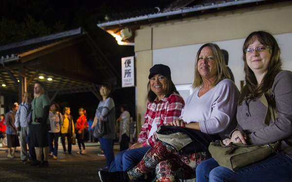 Full moon shines on Japanese tea ceremony