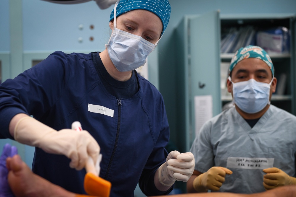 USNS Comfort Surgical Operation