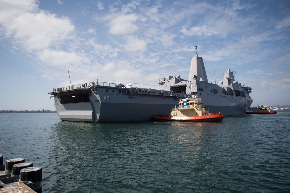USS Anchorage Arrives for Fleet Week San Diego