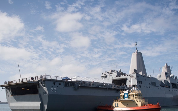 USS Anchorage Arrives for Fleet Week San Diego