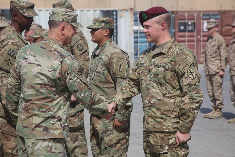 10th Special Forces Group (Airborne) Soldiers recognized by Lt. Gen. Funk