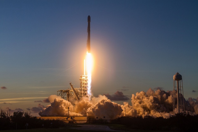 45th Space Wing supports Echostar 105/SES-11 launch