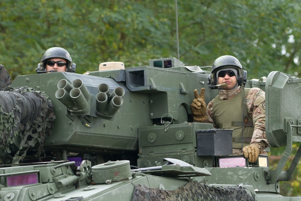 2d Cavalry Regiment convoy crosses German, Polish border
