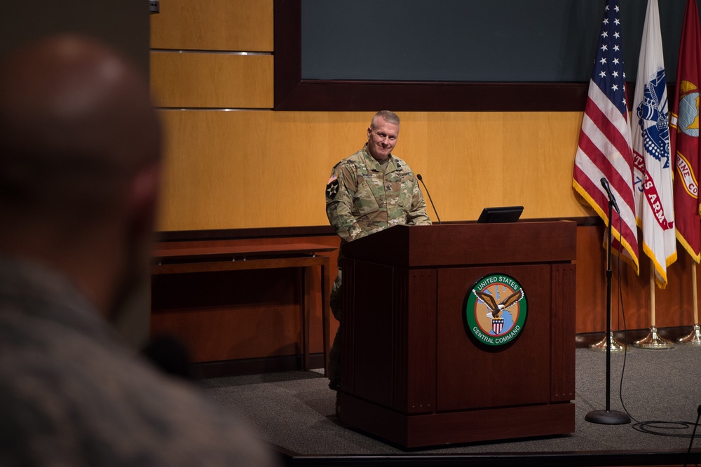 SD and SEAC visit CENTCOM