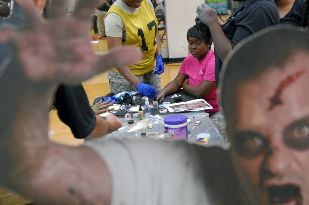 Moulage Training for Zombie Run