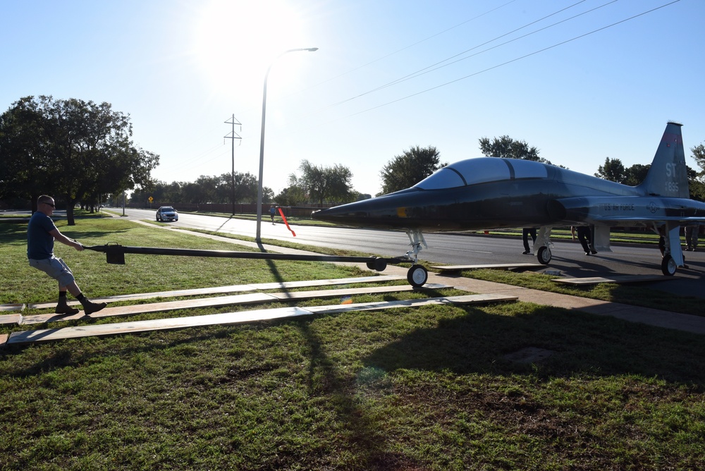 Sheppard T-38 Static Movement