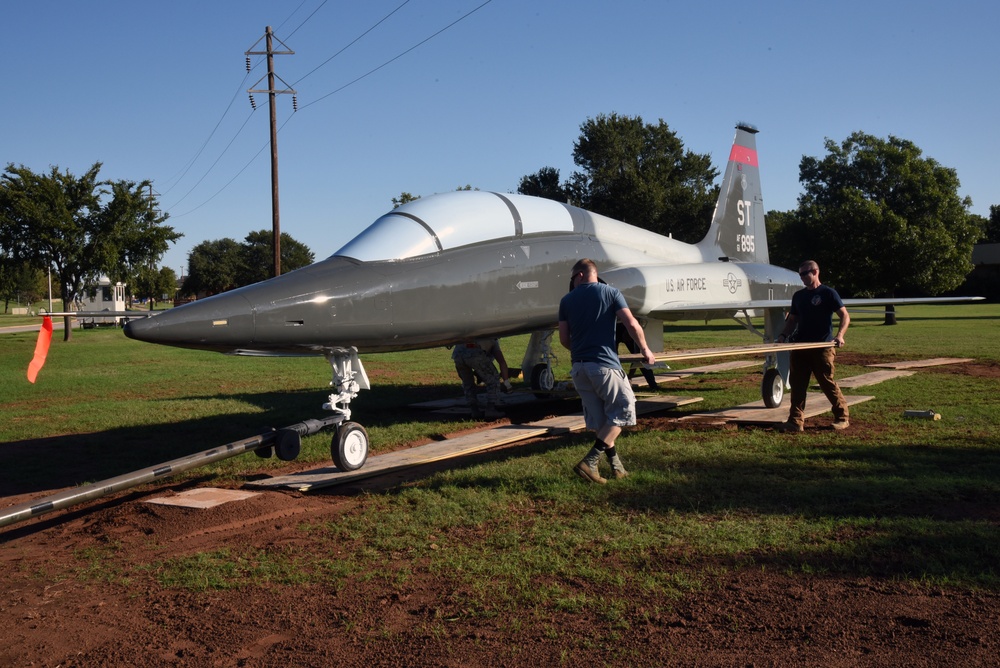 Sheppard T-38 Static Movement