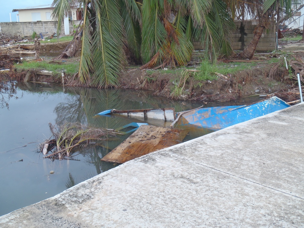Maria ESF-10 PR Unified Command responders evaluate damaged vessels in Puerto Rico