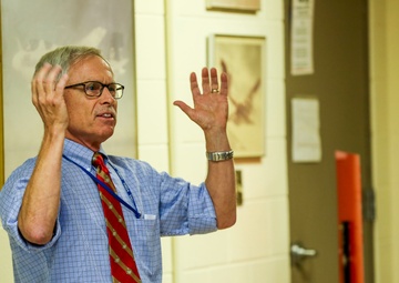 MCARA veterans visit VMAQ-2