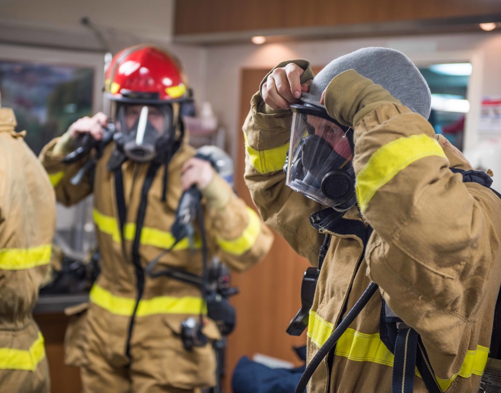 Sailors Participate in General Quarters Drill