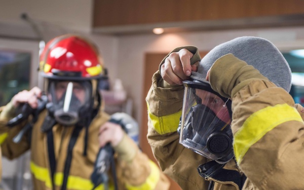 Sailors Participate in General Quarters Drill