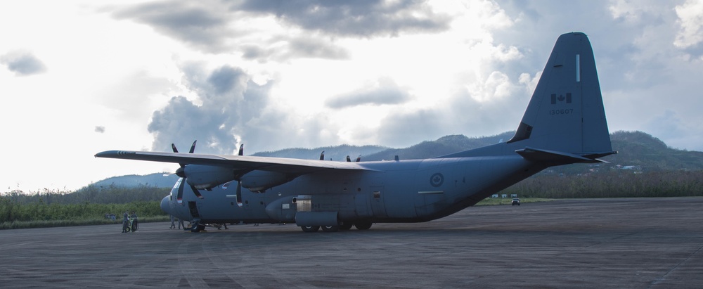 Canadian Military delivers 29,000 MRE's to FEMA