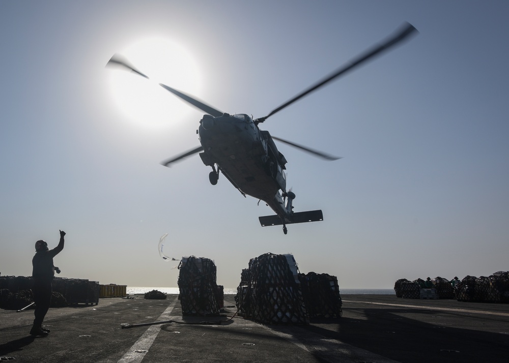 Nimitz Supports Operation Inherent Resolve