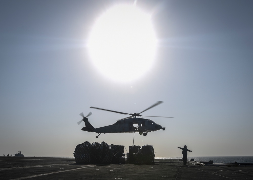 Nimitz Supports Operation Inherent Resolve