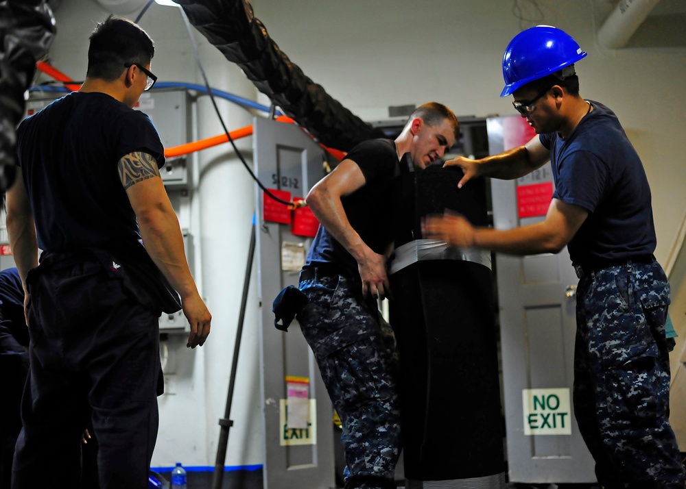 BLR Sailors renovate ship's gym