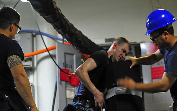 BLR Sailors renovate ship's gym