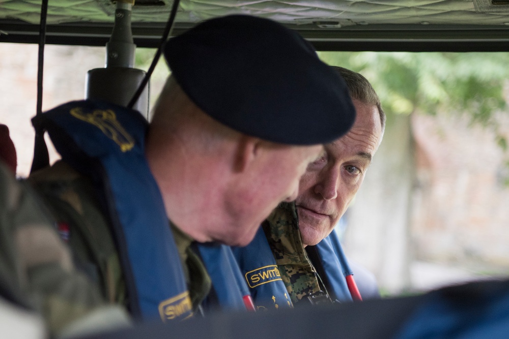 CJCS and Admiral Haakon Bruun-Hanssen, Norwegian Chief of Defence visit Norwegian Special Forces
