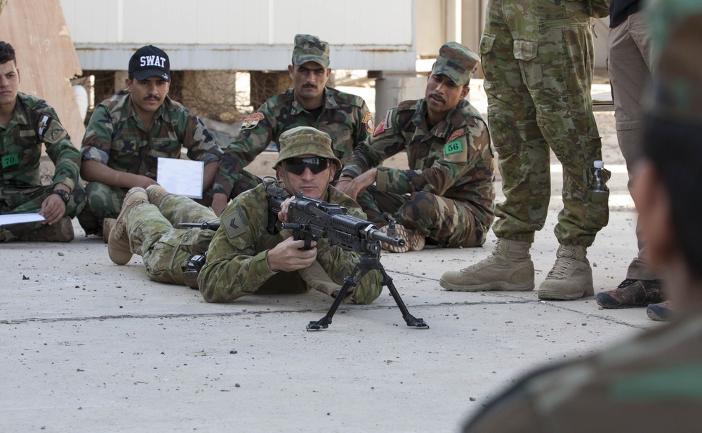 Iraqi Security Forces Train on M249
