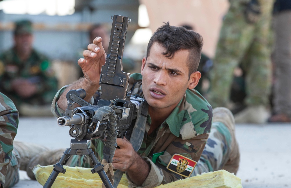 Iraqi Security Forces Train on M249