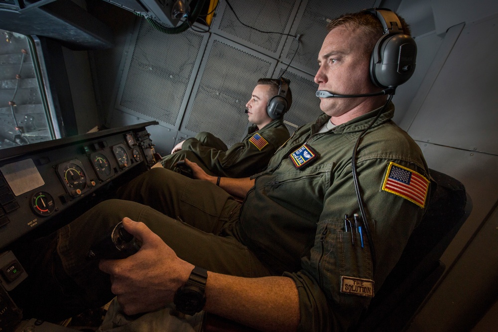 Refueling the KC-10