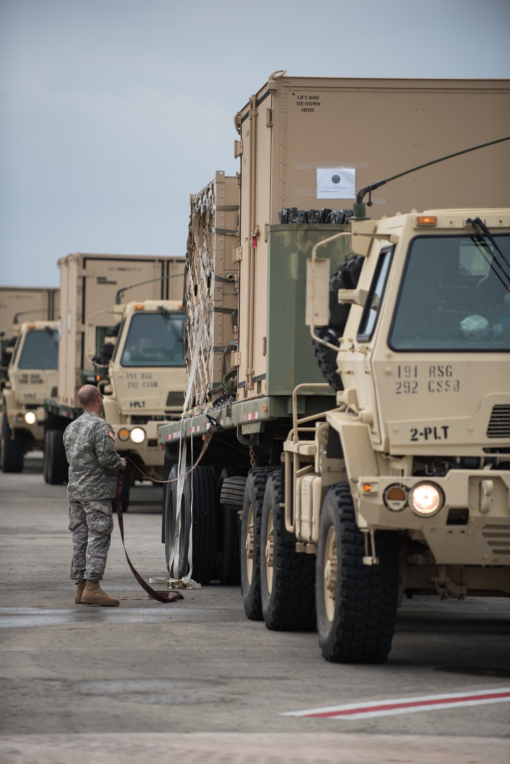 Kentucky Air Guardsmen process 7.2 million pounds of relief supplies for Hurricane Maria in Puerto Rico